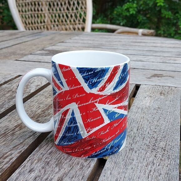 Hawaii Flag and Islands Mug - Picture 1 of 5